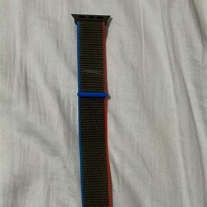 38/40 mm Apple brand Velcro watch band, like new!